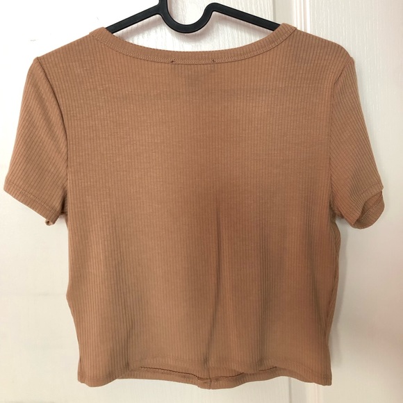 FOREVER21 Ribbed, Button-Up Cropped Tee - Size M - Picture 3 of 4
